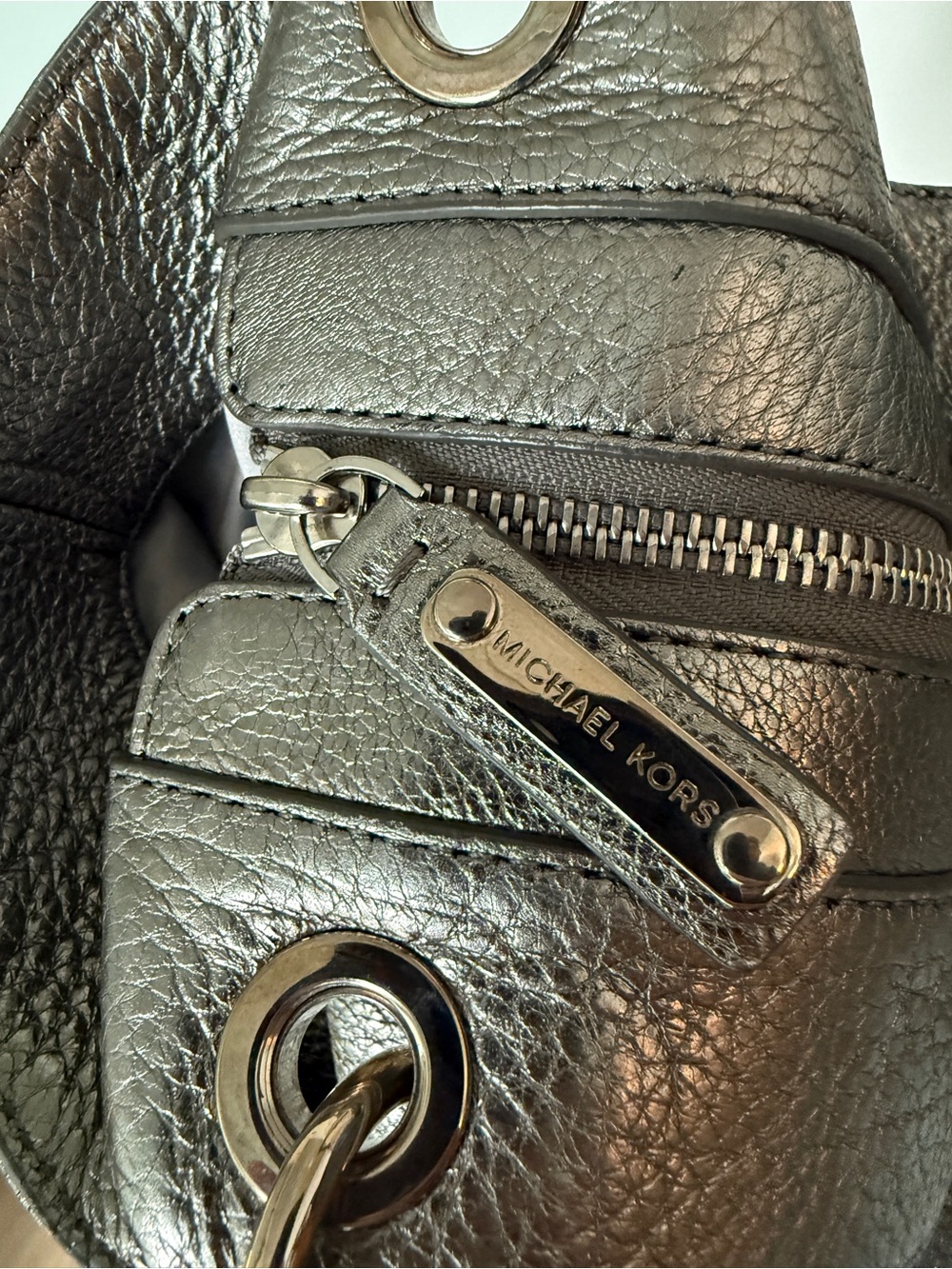 Michael Kors Skorpios Metallic Silver Leather Tote Bag Purse with Braided Handle - Picture 5 of 12